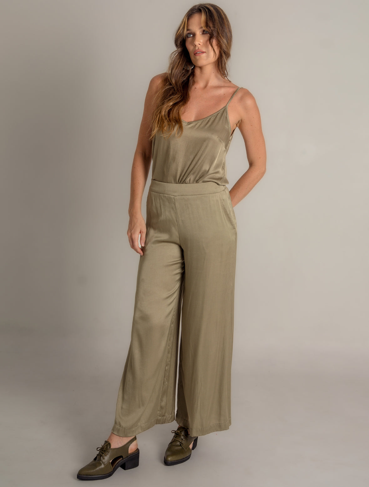 Celana Kylie ~ Hijau Khaki