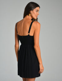 Gaun pendek kosmik Magga