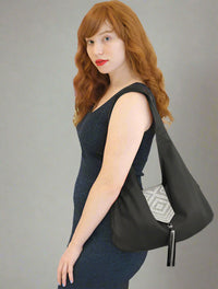 Tas Bahu Shiva Hobo