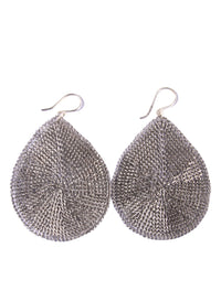 Anting Teardrop Sumba